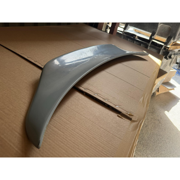 350Z Rear Spoiler - Needs Painting